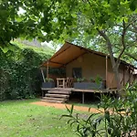 Luxe Nature Lodge Suze-la-Rousse