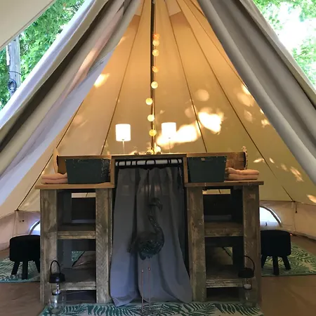 Luxe Nature Lodge Suze-la-Rousse